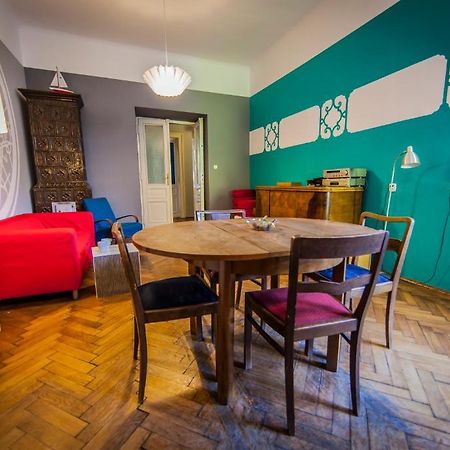 Travellers Inn Hostel Krakow Bagian luar foto